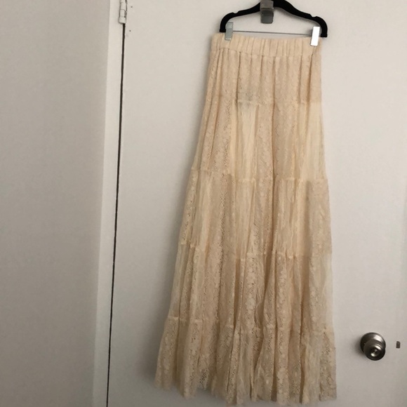 Hazel NWT BOHO Ivory Maxi Lace Skirt - Picture 1 of 4